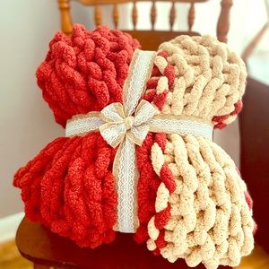 Hand-knit Chunky Knit Blanket
